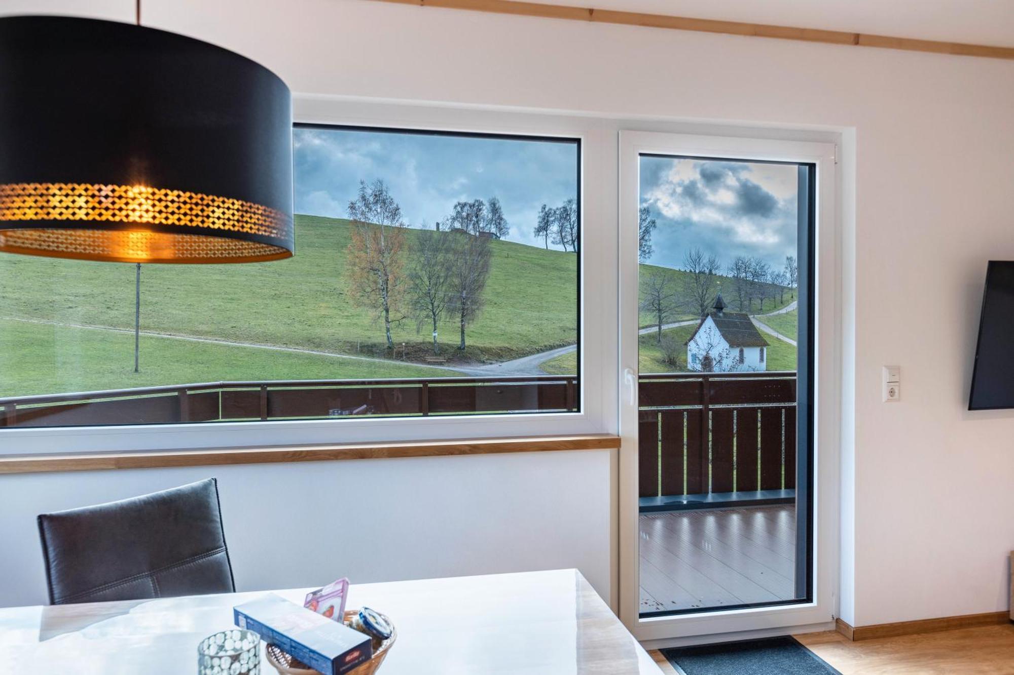 Kapellenhof Ferienwohnungen Triberg im Schwarzwald Luaran gambar
